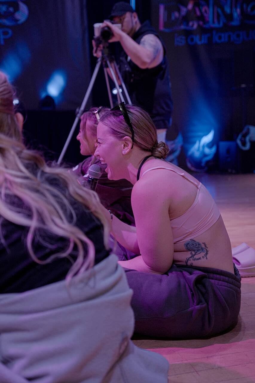 Close-up of a Chills dancer at work